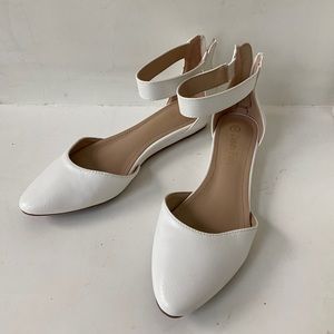 dream pairs white flats size 5